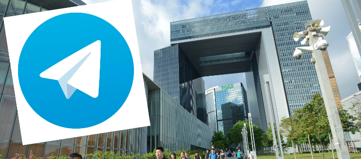 What country is Snapchat from? Where does its primary user base come from?